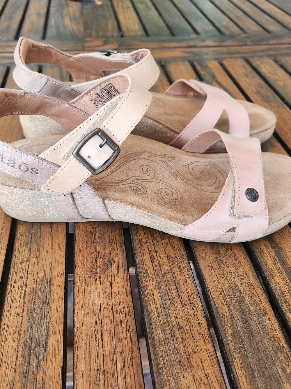 Women's Taos Footwear Sadie Sandals Dual-Strap Buckle Blush-Tan Size 7-7.5 Comfy - Picture 4 of 13